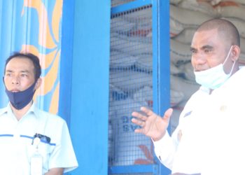 Sidak Bulog, Wabup Agus Boli Minta  Gelar Pasar Murah