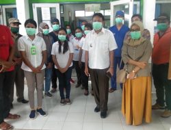 Bupati Sunur Pantau Puskesmas Hadakewa dan Puskesmas Waipukang