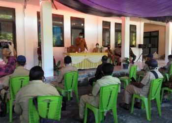 Tinjau Puskesmas Meru Bupati Sunur Minta Kepala Desa Segera Buat Skema Penanganan Covid-19