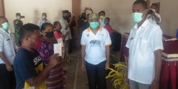 Di Desa Hadakewa , 122 Kepala Keluarga Terima BLT