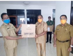 Bupati Anton Hadjon Dapat Paket APD Dari Kemensos RI