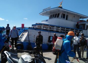 Pelayaran Perdana Larantuka-Lewoleba, 4 Penumpang Non Reaktif Rapit Test