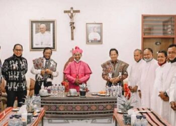 Terima Menko Polhukam dan Mendagri, Uskup Domi : Kita Adalah Saudara!