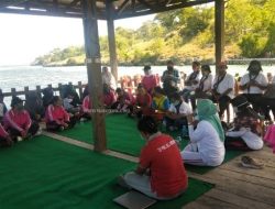 Yuni Damayanti, : Terapkan Pola Hidup Sehat , Jadikan Masker Aksesoris Perempuan