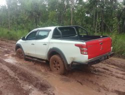 Kadistrik Kurik Janji Kawal Pengaspalan Jalan Menuju Kaliki