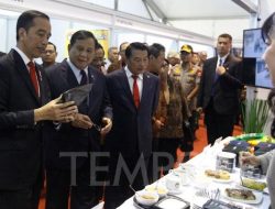 Jokowi Perintahkan Prabowo Beli Alutsista Dalam Negeri