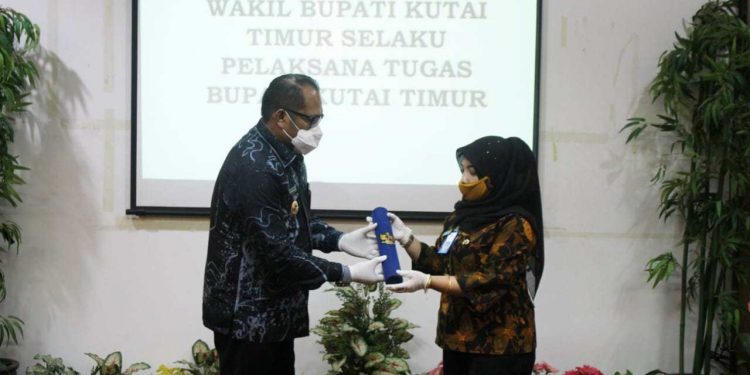 Jadi Plt Bupati Kutim – Kasmidi Utamakan Realisasi Kewajiban Pemkab