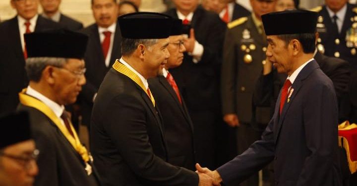 Presiden Jokowi Anugerahi Tanda Jasa dan Kehormatan Kepada 53 Tokoh