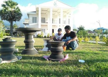 Geluti Usaha Aksesories Taman, Somba Tapoona Minta Pemda Selamatkan Orang Muda Flotim