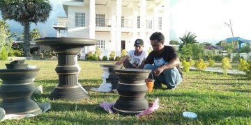 Geluti Usaha Aksesories Taman, Somba Tapoona Minta Pemda Selamatkan Orang Muda Flotim