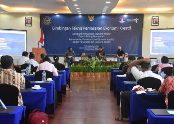 Andreas Hugo Parera Buka Bimtek Pemasaran Ekonomi Kreatif di Labuan Bajo