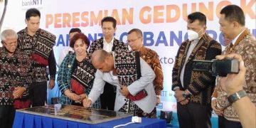 Gubernur Viktor Resmikan Kantor Bank NTT  Rote Ndao