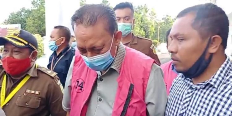 Mantan Wali Kota Kupang, Jonas Salean Resmi Ditahan