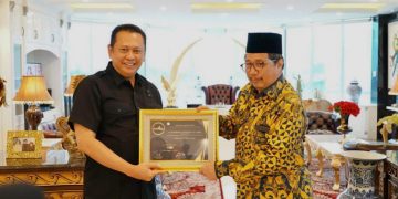 Bamsoet Raih Penghargaan Best Institution Leader