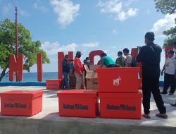 Bupati Lembata Bantu Kelompok Nelayan di Nagawutung