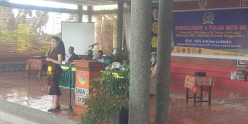 Anggota DPR RI, Julie Sutrisno Laiskodat Minta Generasi Muda Jaga Keberagaman