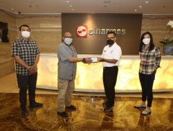 Sinar Mas Donasikan Suplemen Herbal Bagi Jurnalis Foto