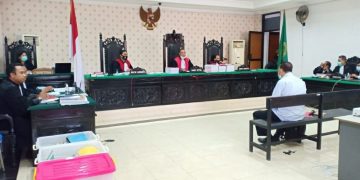 Mantan Walikota Kupang, Jonas Salean Didakwa Bagi Tanah Untuk Keluarga