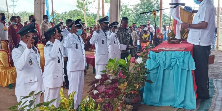 Bupati Lembata Lantik 5 Penjabat Kades di Doripewut, Jabatan itu Kepercayaan