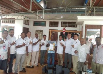 Serahkan  Surat Keputusan Dukungan Partai,  Pengurus Gerindra Temui Romanus Mbaraka