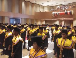 84 Lulusan  STIA Karya Dharma Merauke Diwisuda