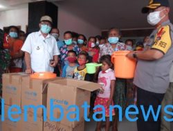 Bupati Lembata Serahkan Bantuan Unicef-PBB Untuk Pengungsi Ile Lewotolok