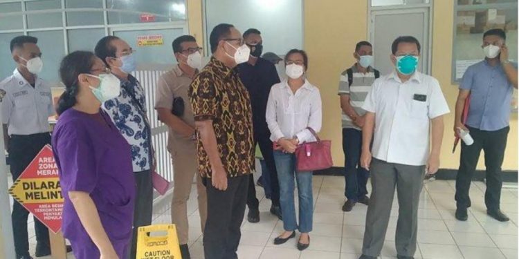 Wagub Nae Soi Pantau Oksigen Tiga Rumah Sakit di Kota Kupang