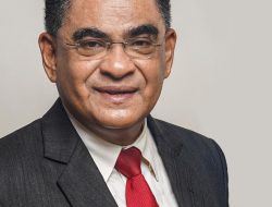 Ratusan Mahasiswa di Flores-Alor  Terima KIP Kuliah dan UKT Melalui Jalur Aspirasi  DR. Andreas Hugo Pareira