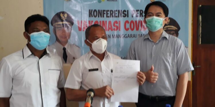 Forkompimda Manggarai Barat Vaksinasi Covid-19 Tahap Pertama