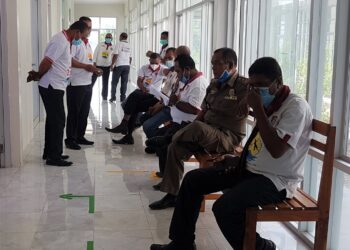 Asisten RB dan Keuangan Setda Lembata Ingatkan ASN Dukung Vaksinasi Covid-19