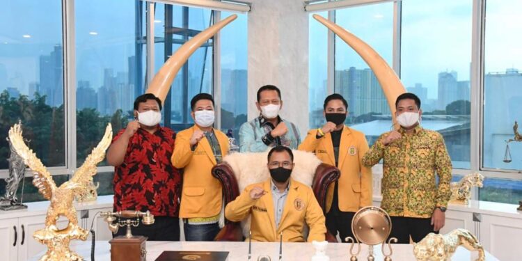 Terima Pengurus Pusat Ikatan Pemuda Muhammadiyah, Bamsoet Ajak Pemuda Tingkatkan Kualitas Demokrasi