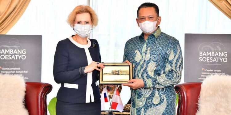 Terima Dubes Rusia, Bamsoet Dorong Kerjasama Pengembangan Vaksin Covid-19