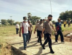 Kapolres Lembata, AKBP Yoce Marten Pimpin Bhakti Sosial Dan Sosialisasi Desa Tangguh di Waijarang