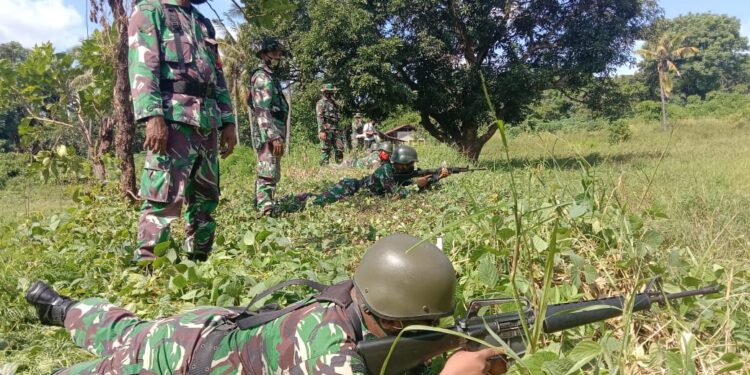 Pertajam Kemampuan Menembak Prajurit Kodim 1624/Flotim Gelar Latbak Jatri