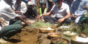 Bupati Sunur Saksikan Ritual Adat , Siap Bangun 700 Rumah di Lembata