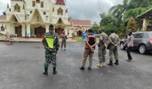 Kodim 1624/Flotim Amankan Ibadah Jumat Agung  di Flotim dan Lembata