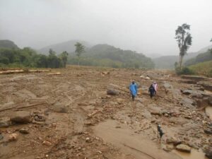 Warga Desa Atakowa Kehilangan Lahan Pertanian dilanda Banjir Bandang