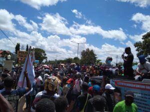 1000 Lebih Massa Gelar Aksi Demonstrasi, Desak Aloysius Dumatubun Ditangkap dan Diproses Hukum