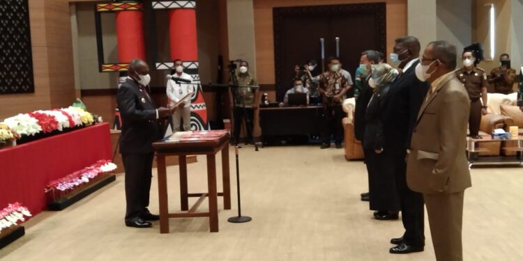 Empat Pejabat Dilantik, Salah 	Satunya Sekda Merauke