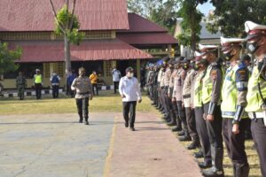 Bupati Mabar Pimpin Apel Gelar Pasukan Operasi Ketupat Ranakah 2021