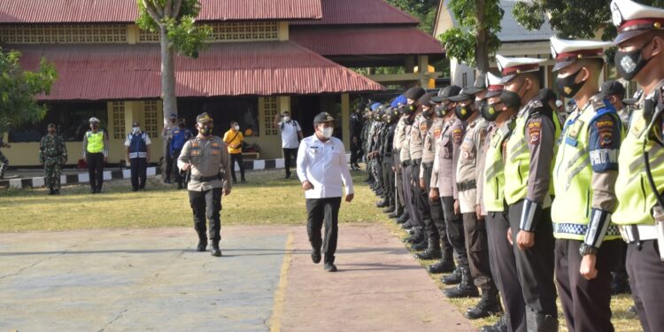 Bupati Mabar Pimpin Apel Gelar Pasukan Operasi Ketupat Ranakah 2021
