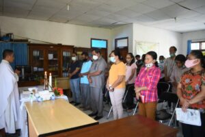 Dinas Kominfo Mabar Pembinaan Rohani Bagi ASN-TKD Katolik