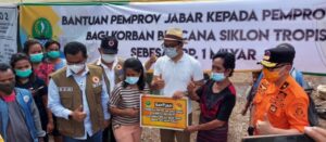 Gubernur Jabar Ridwan Kamil Ke NTT, Bantu Rp 1 Miliar Untuk Korban Bencana