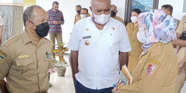 Aneh Sekali, Tak ada SK Pindah Dari Daerah Asal, Dilantik Jadi Pejabat Merauke