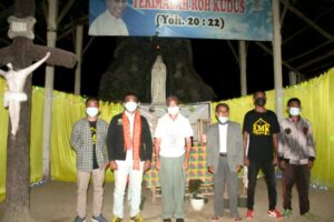 Pastor Dr. Yoseph Meak : “Pergilah Bawa Hati Kami, Tinggalkan Hatimu Bersama Kami”