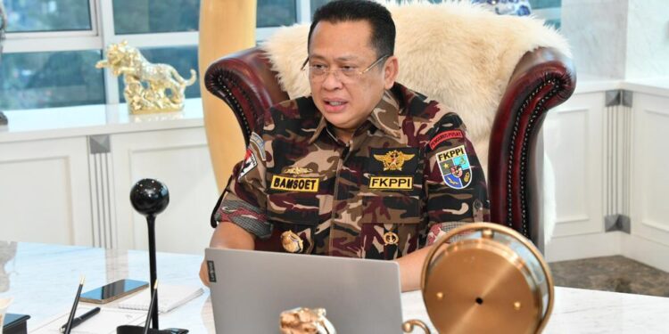 Sapa Pengurus Cabang FKPPI, Bamsoet Ajak Kader FKPPI Sukseskan Program Vaksinasi Covid-19