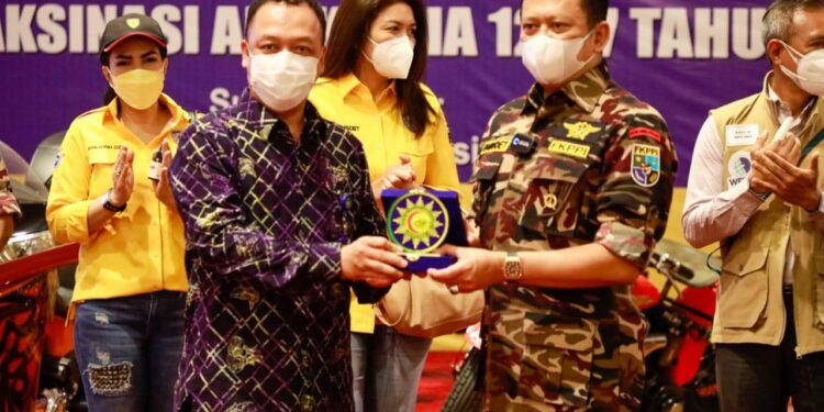 Tutup Pelaksanaan Vaksinasi Pelajar, Masyarakat Umum dan Penyandang Disabilitas, Bamsoet Ajak Masyarakat Sukseskan Vaksinasi Covid-19