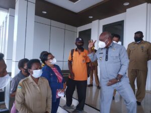 Masyarakat Dingatkan Tak Anggap Enteng Dengan  Covid-19