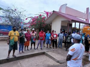 Bupati Merauke Dialog Dengan Sejumlah 	Mama Papua di Pasar Wamanggu