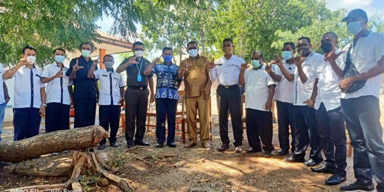 PLT Bupati Lembata, Thomas Ola : SMA Negeri I Nubatukan Harus Jadi Model Pembinaan Anak Berkarakter